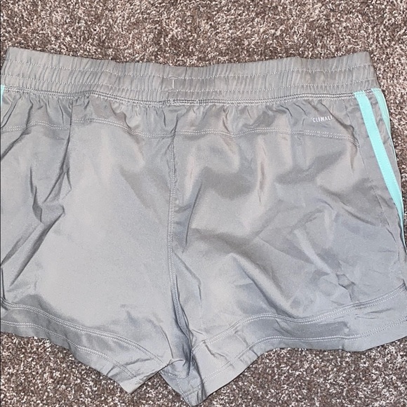 Adidas running shorts - Picture 4 of 4
